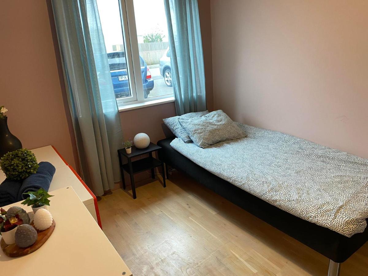 Spacious 3Br Condo Near Blue Lagoon 15M Airport 9M Njarthvik Εξωτερικό φωτογραφία